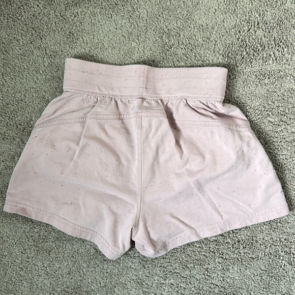 lululemon athletica Light Pink High Waist Shorts - Picture 4 of 10